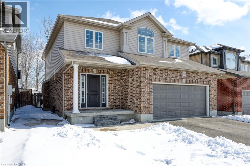 427 CHAMPLAIN Avenue