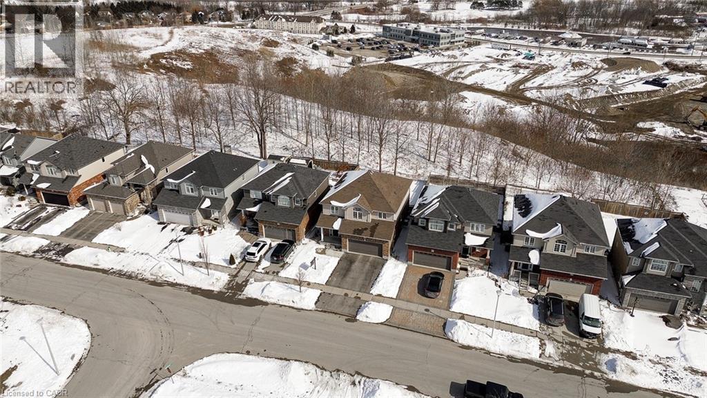 427 CHAMPLAIN Avenue