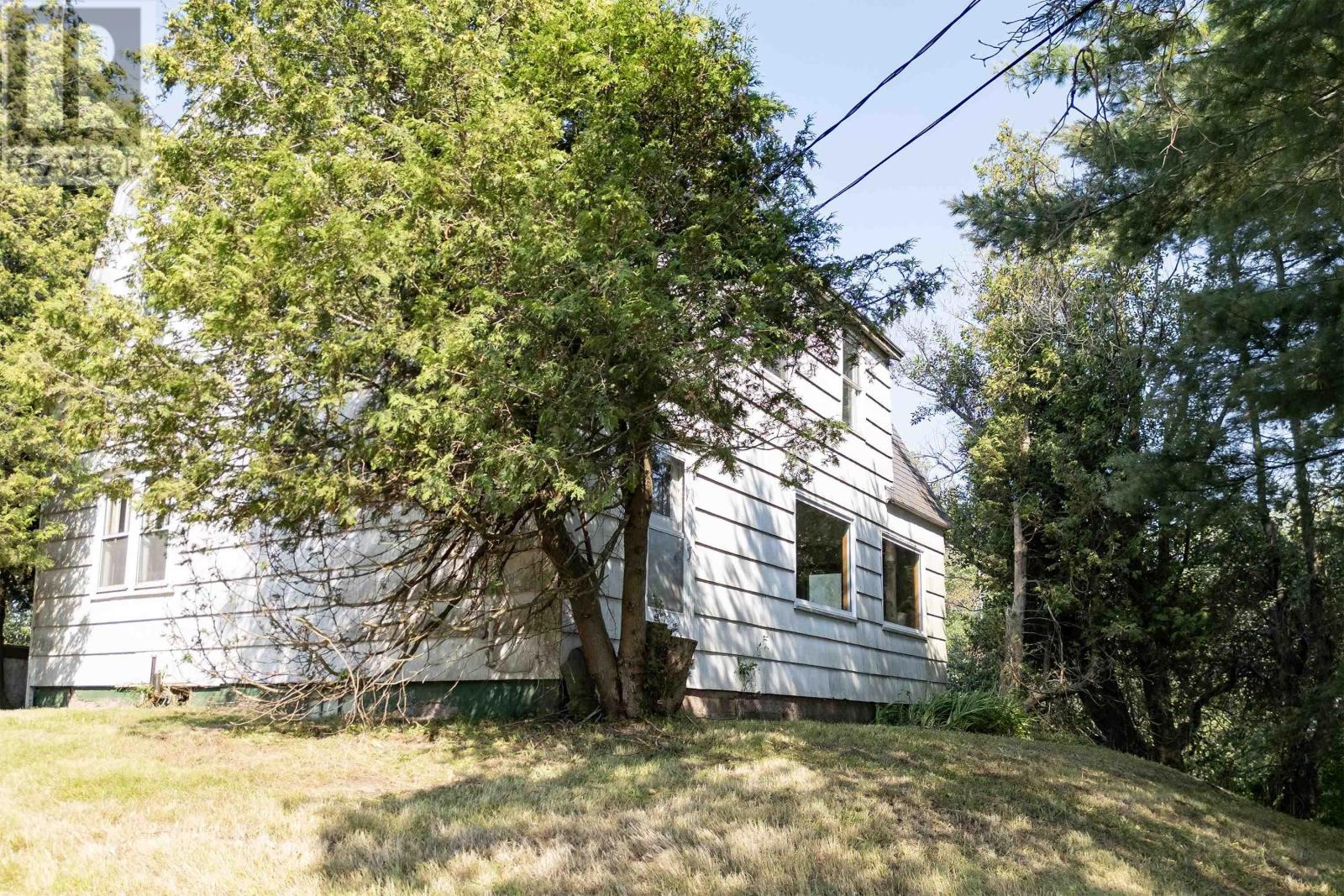 614 Southampton Road