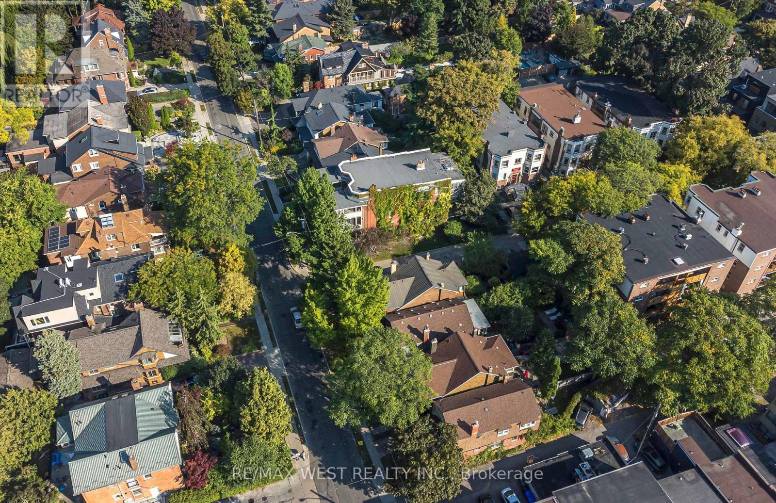 9B HUMEWOOD DRIVE