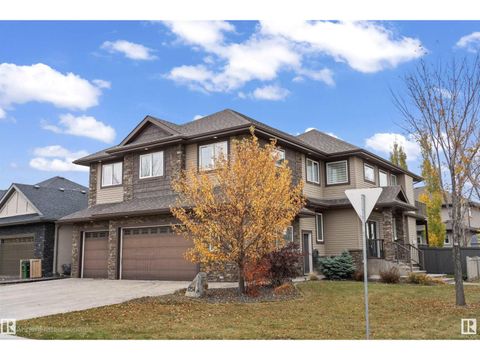 1254 ADAMSON DR SW Edmonton AB T6W1Z4