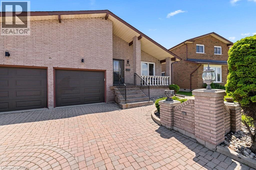 140 SOLOMON Crescent