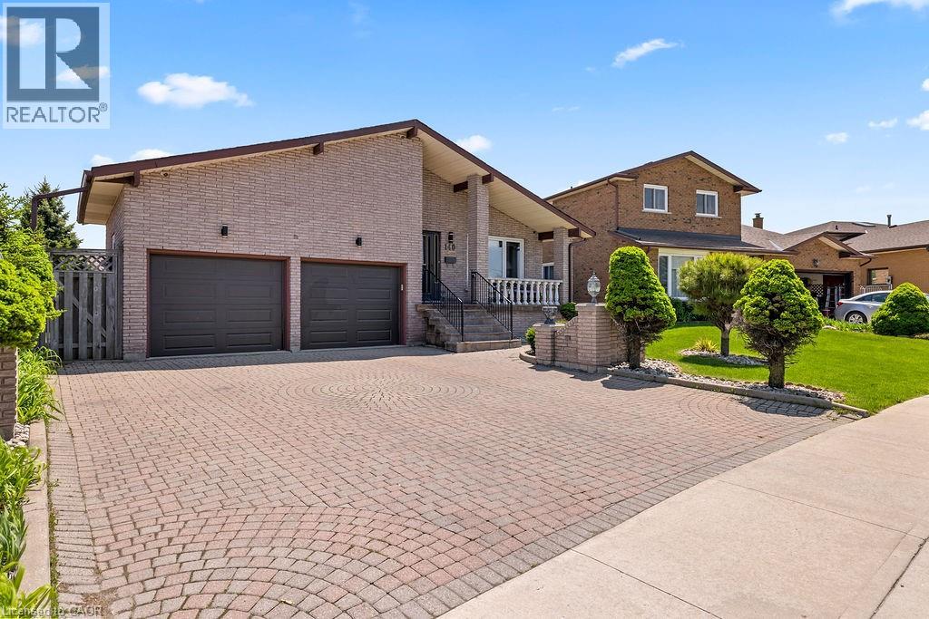 140 SOLOMON Crescent