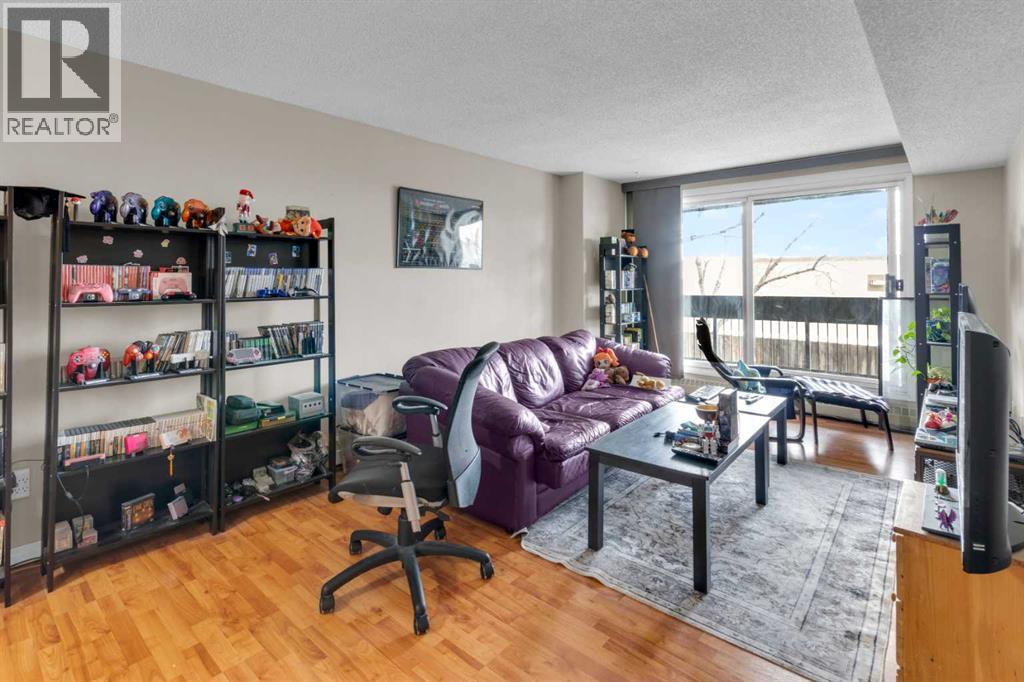 403, 9800 Horton Road SW