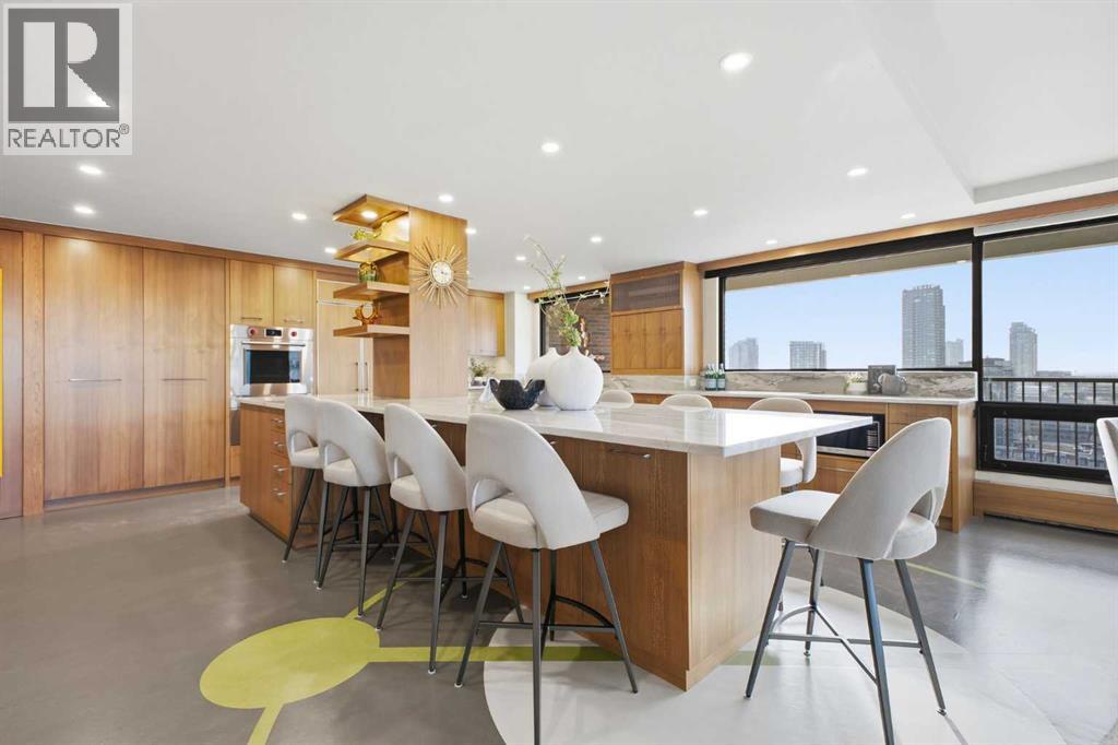 1001, 300 Meredith Road NE