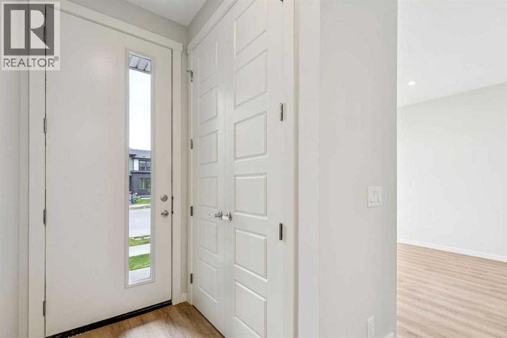 225 Vantage Drive