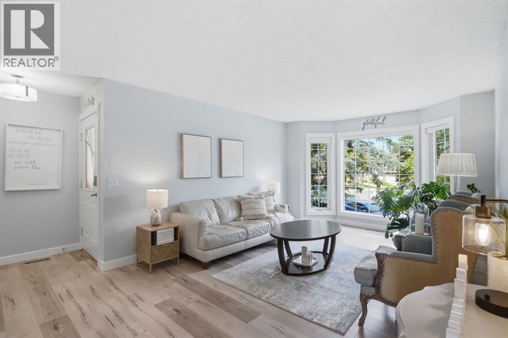 227 Coachway Road SW