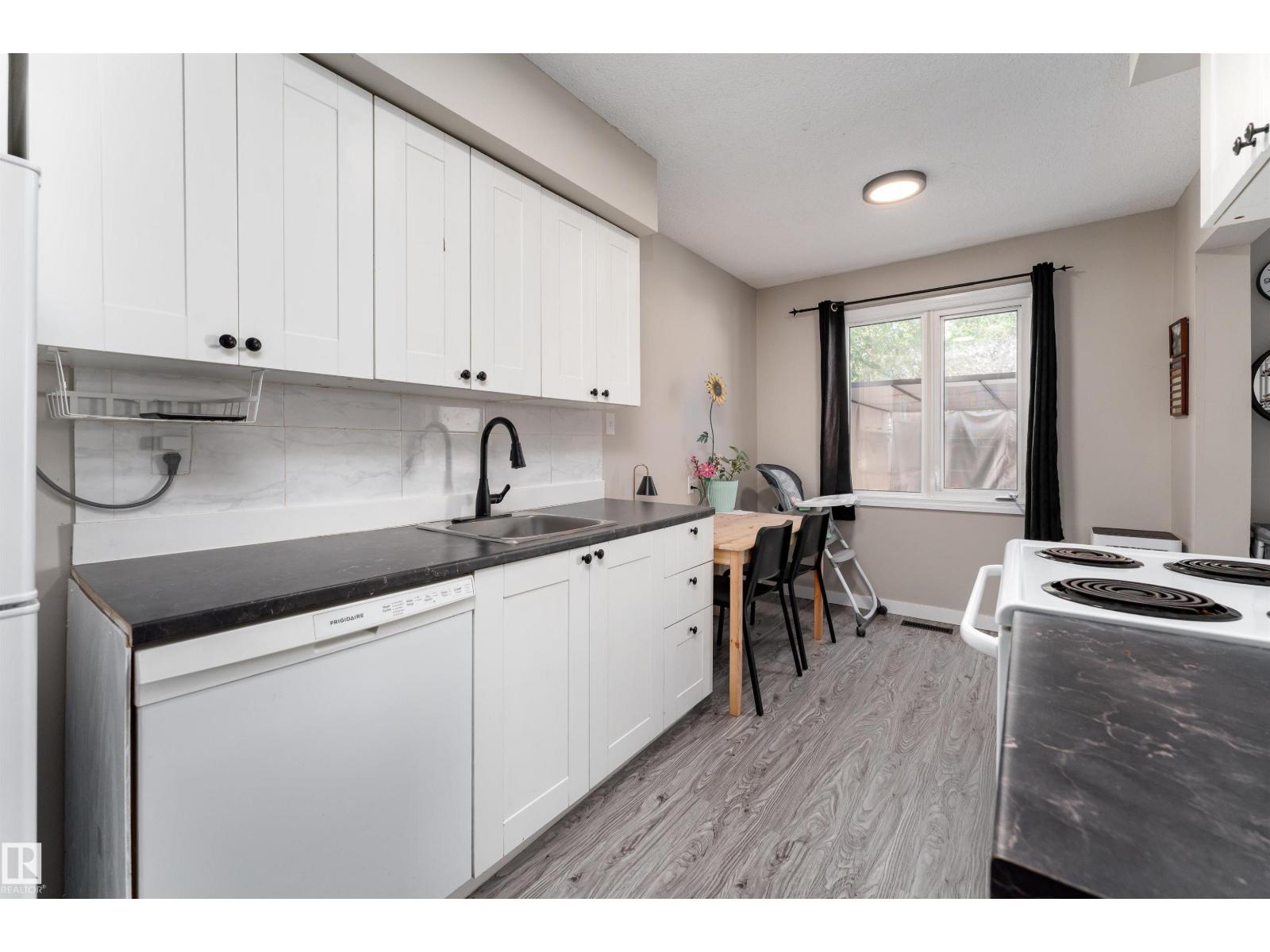 #12 14230 80 ST NW