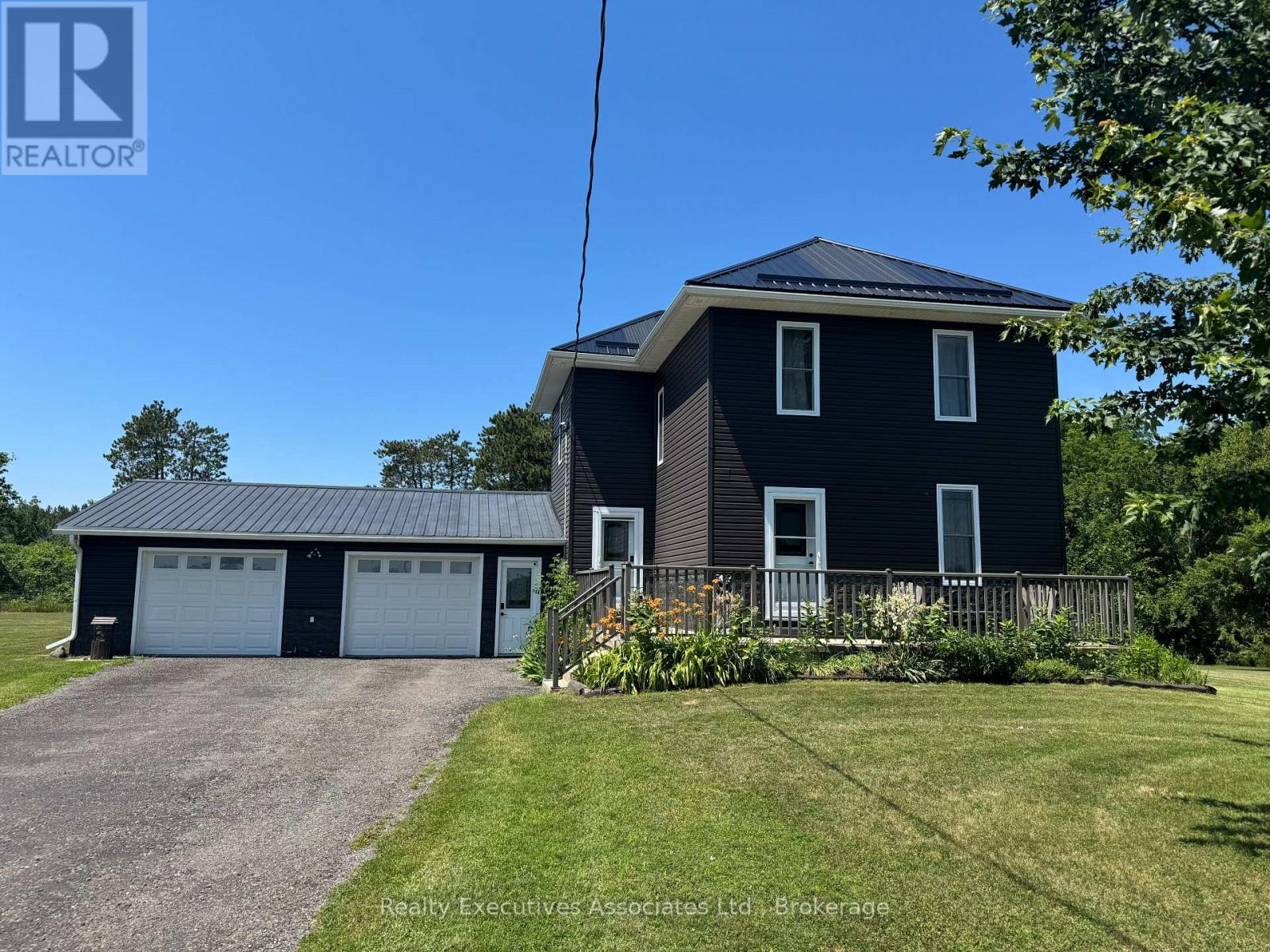 Photo 1 of 31 — 108 GODOLPHIN ROAD, Trent Hills, ON K0K3K0
