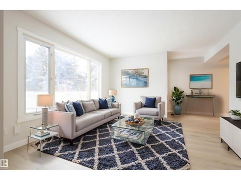 30 AMBERLY CO NW Edmonton AB T5A2H9