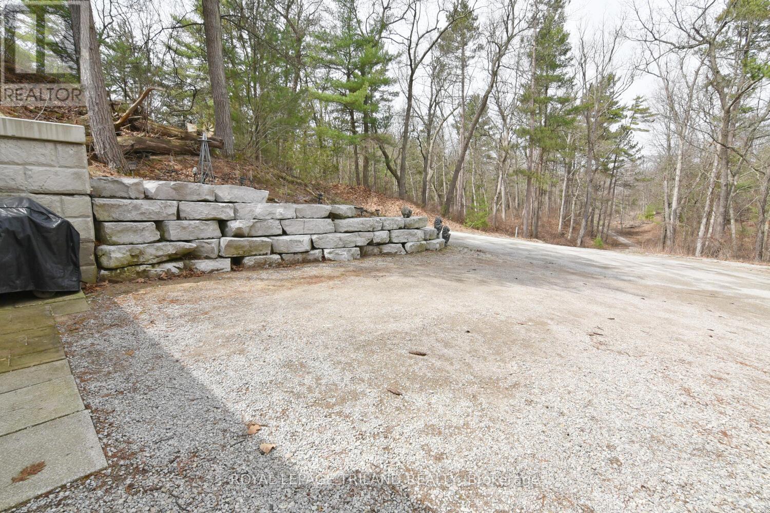 18 - 9826 NORTHVILLE CRESCENT