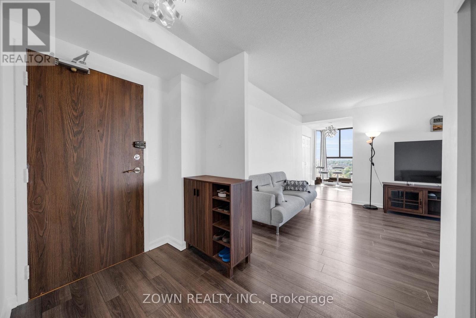 80 ANTIBES DRIVE