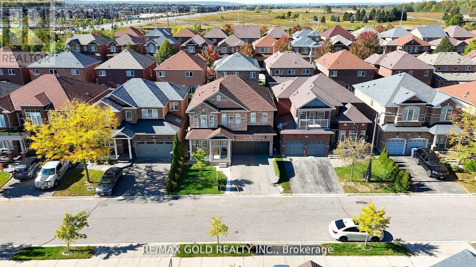 82 AMARANTH CRESCENT