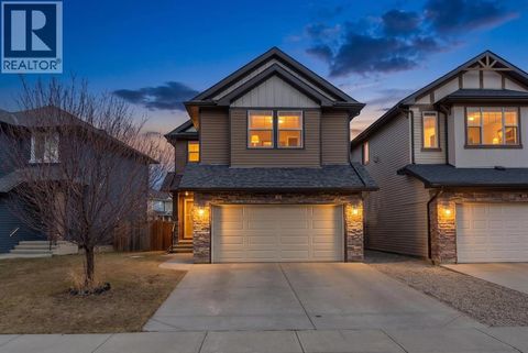 32 Panatella Row NW Calgary AB T3K0V5
