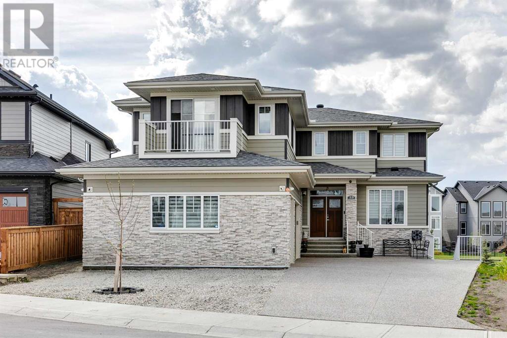22 Legacy Woods Crescent SE