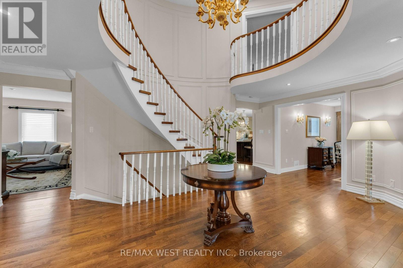 93 FERN VALLEY CRESCENT