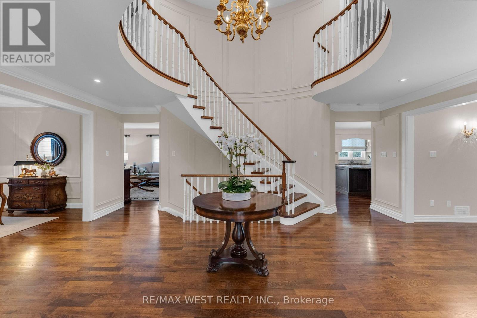 93 FERN VALLEY CRESCENT