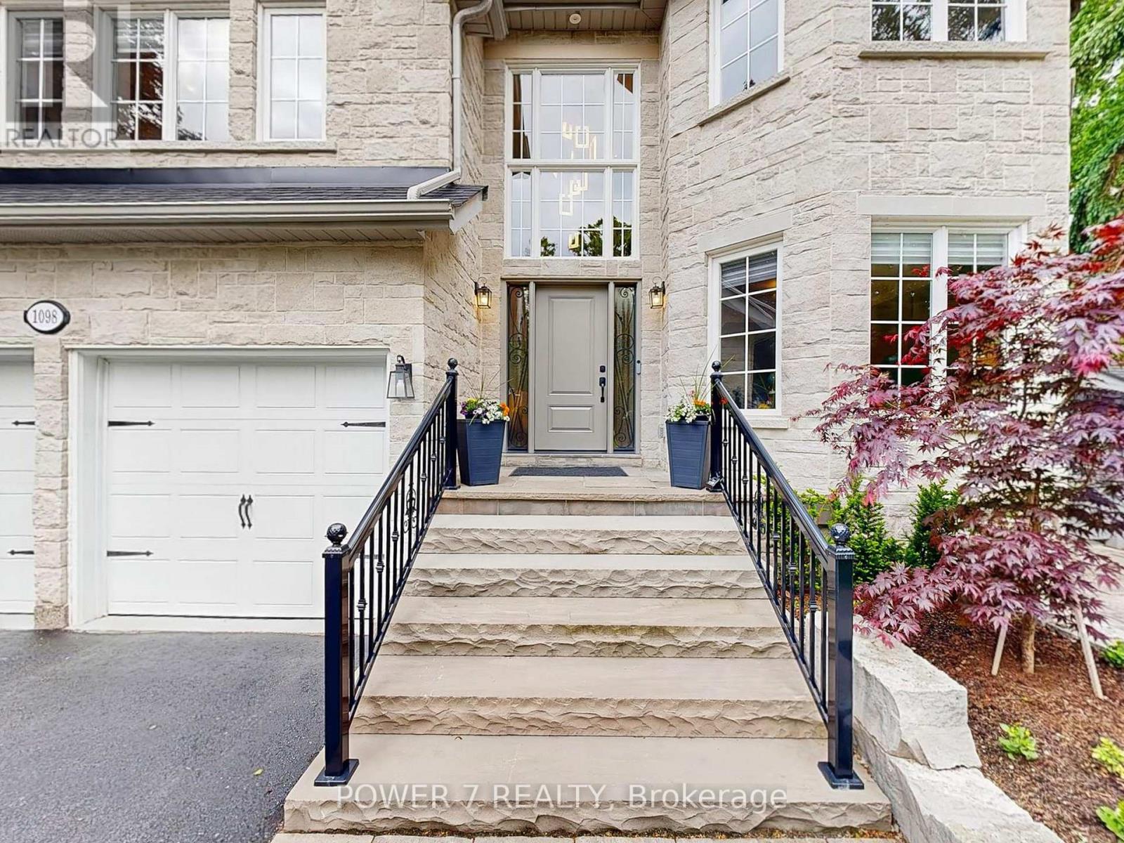 1098 SECRETARIATE ROAD
