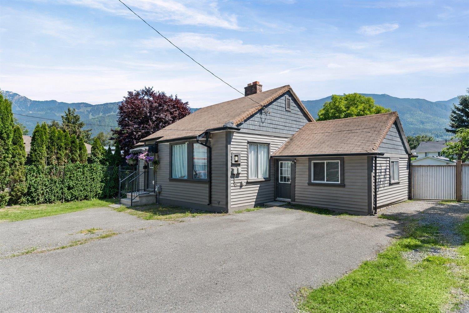 50970 YALE ROAD|Rosedale