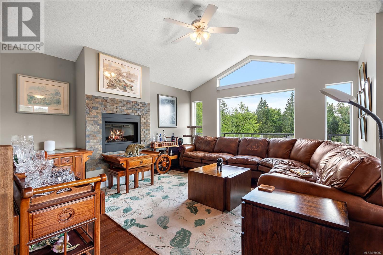 2628 Streamside Pl
