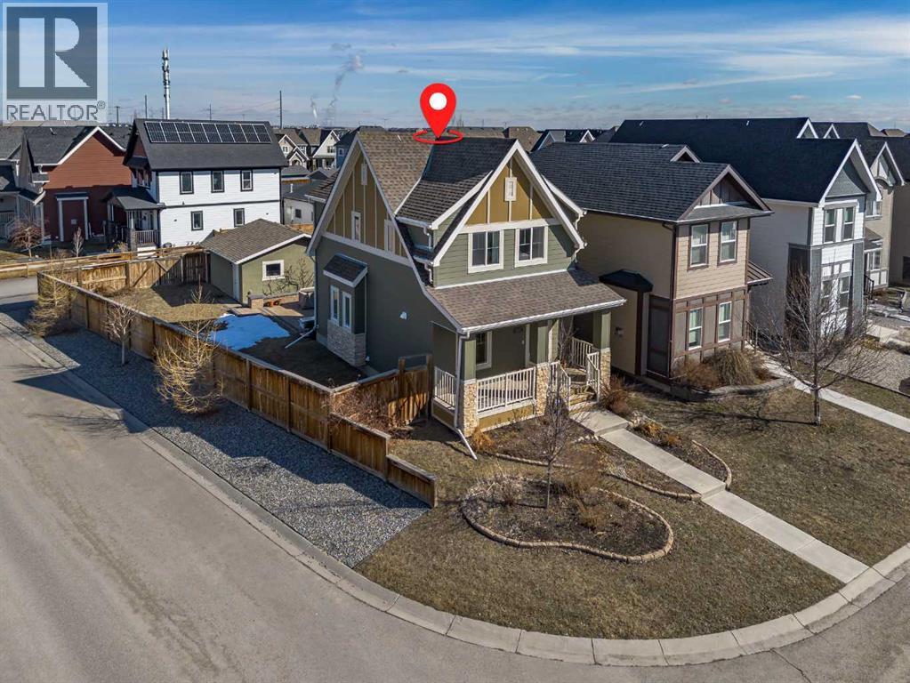 228 Mahogany Grove SE