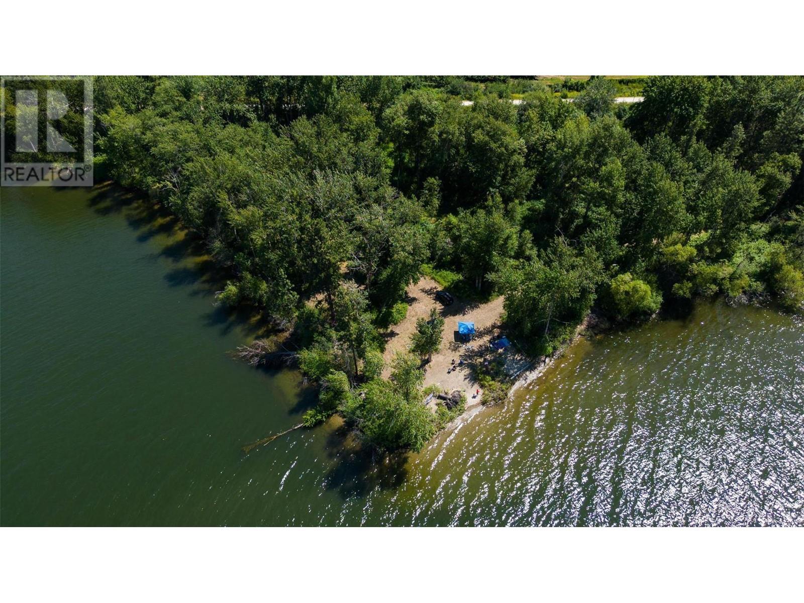 LOT A + B Oyama Road