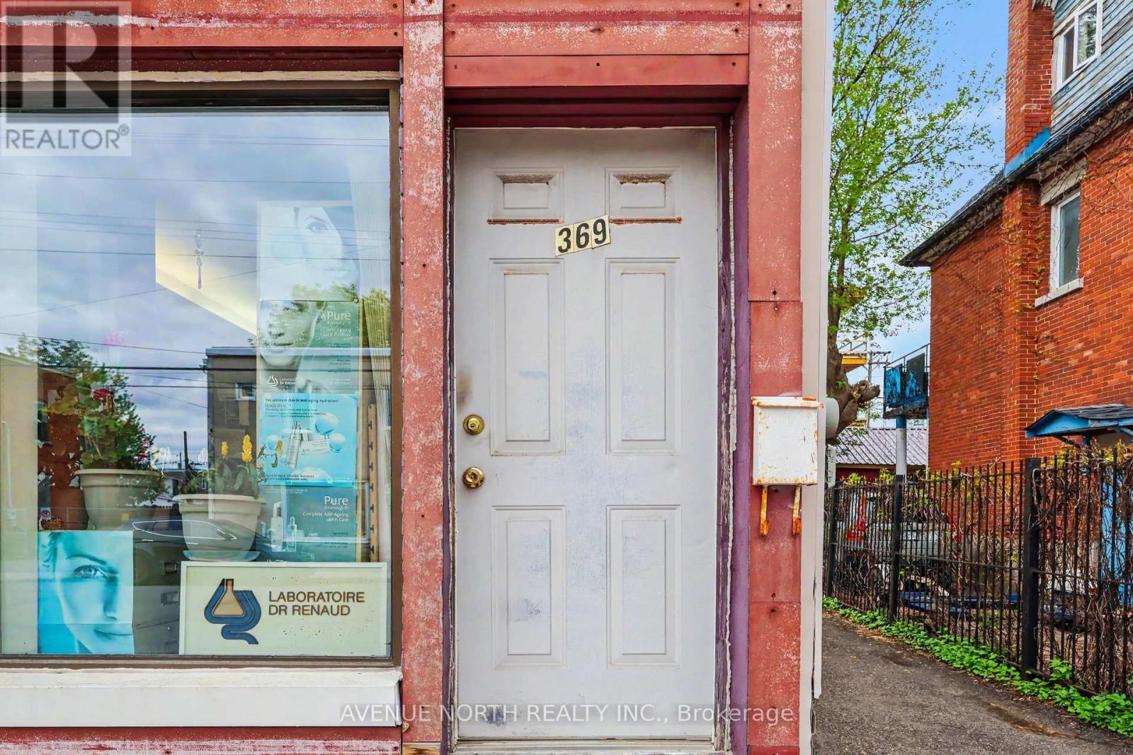 367 BOOTH STREET