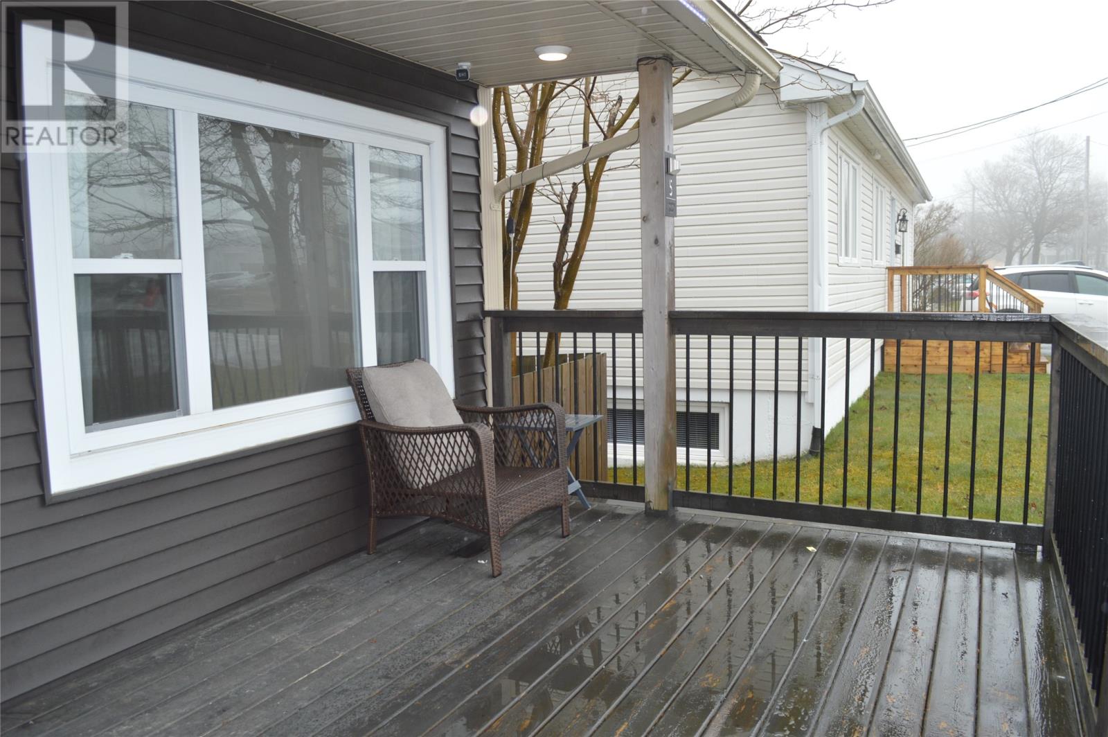 5 Logy Bay Road