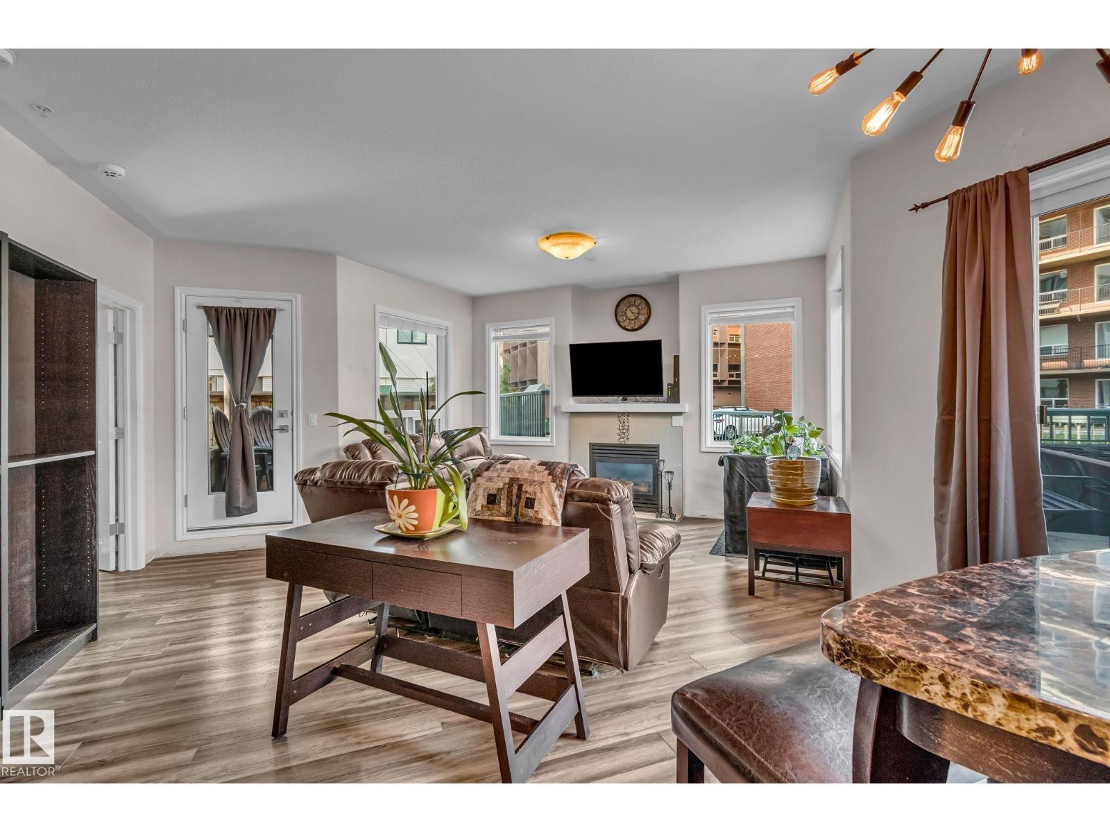 #104 10046 110 ST NW