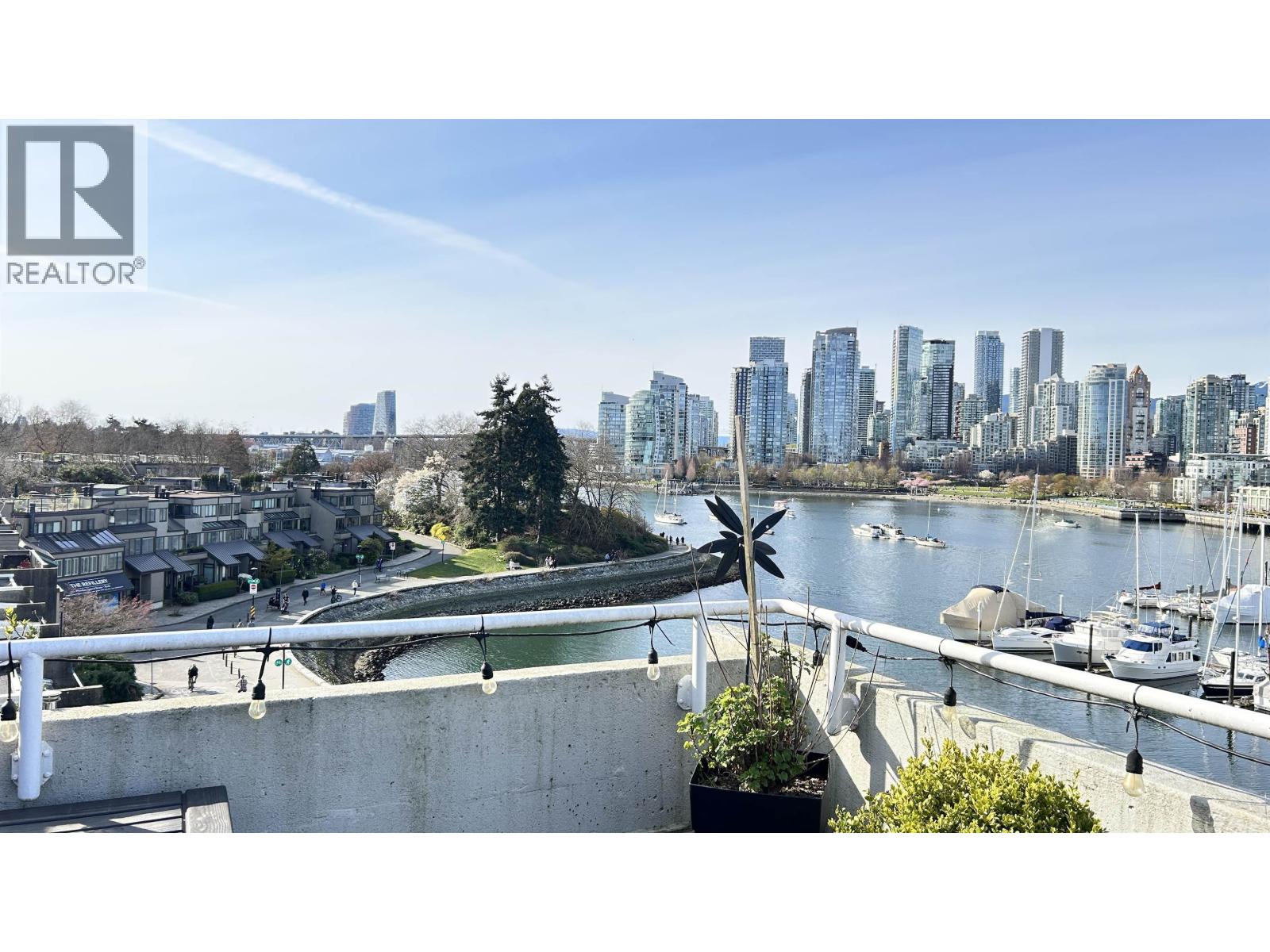 315 674 LEG IN BOOT SQUARE