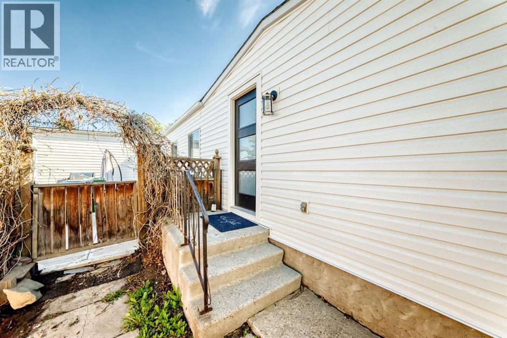 124 BIG SPRINGS Drive SE