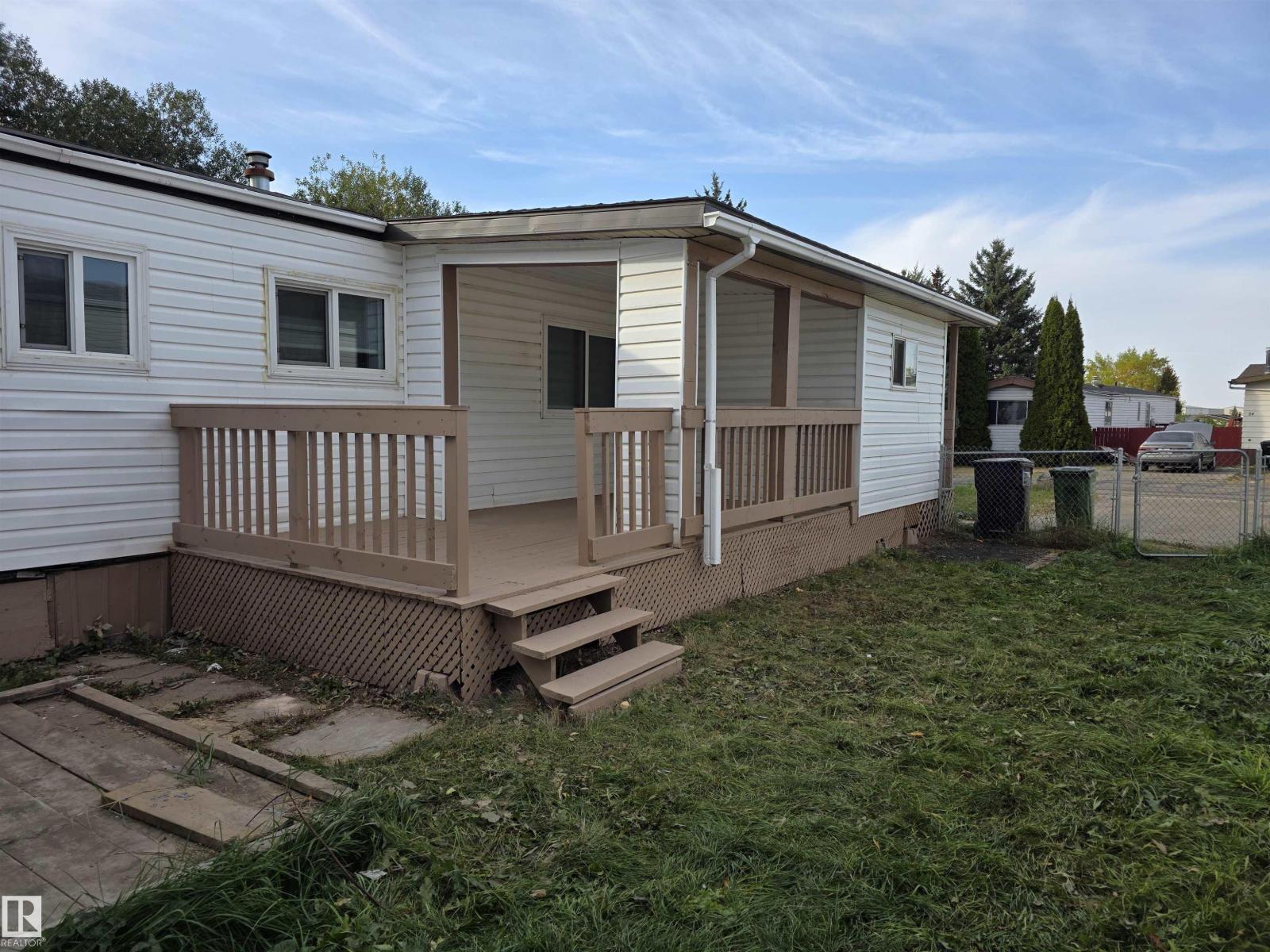 29 Ridgeway DR NW