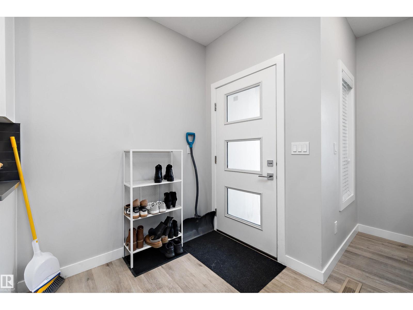 7419 106 ST NW