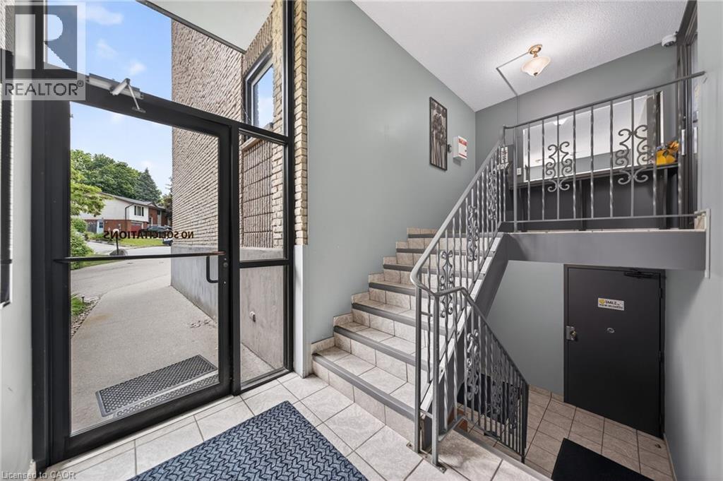 6 SHETTLESTON Drive Unit# 102