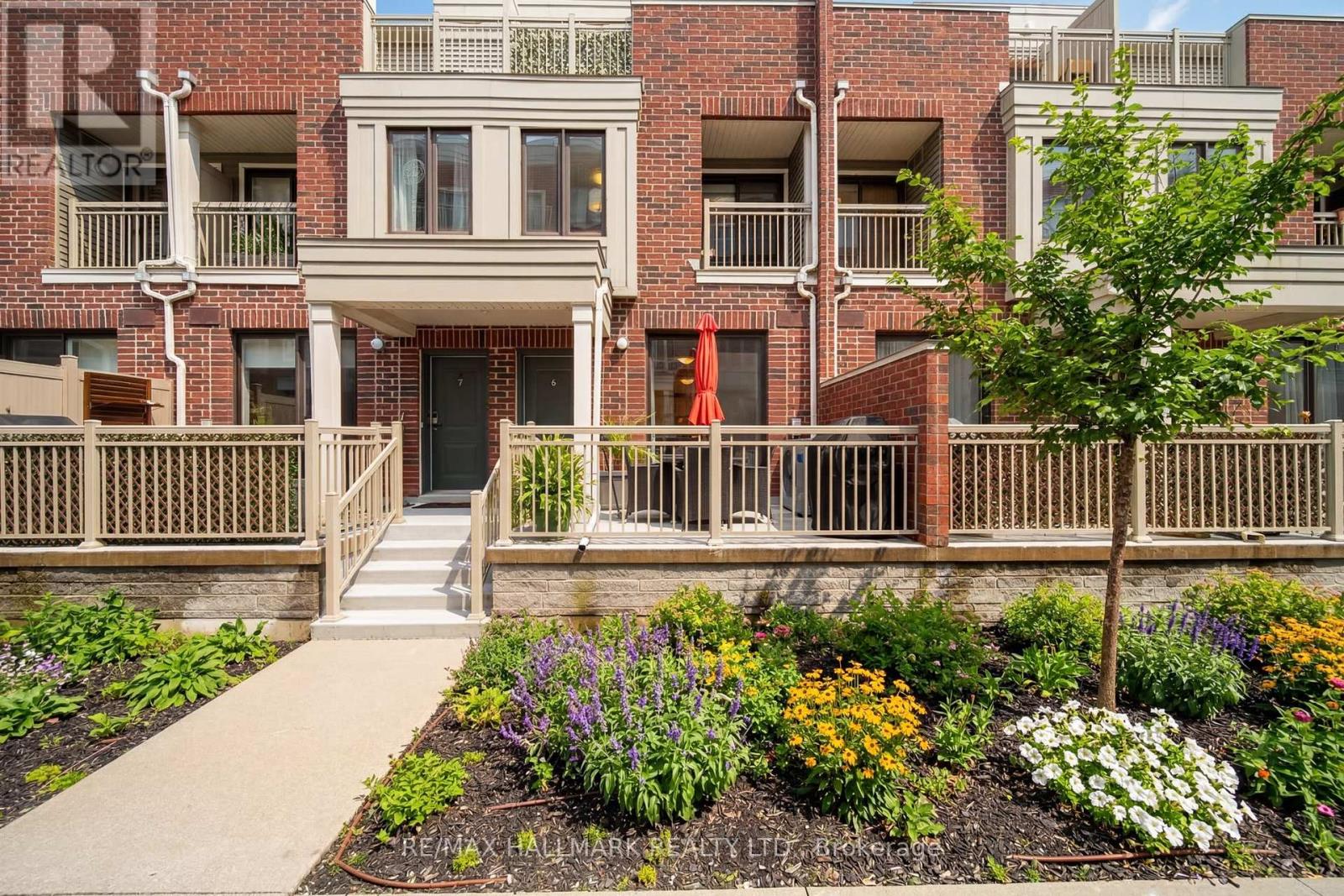 6 - 135 LONG BRANCH AVENUE