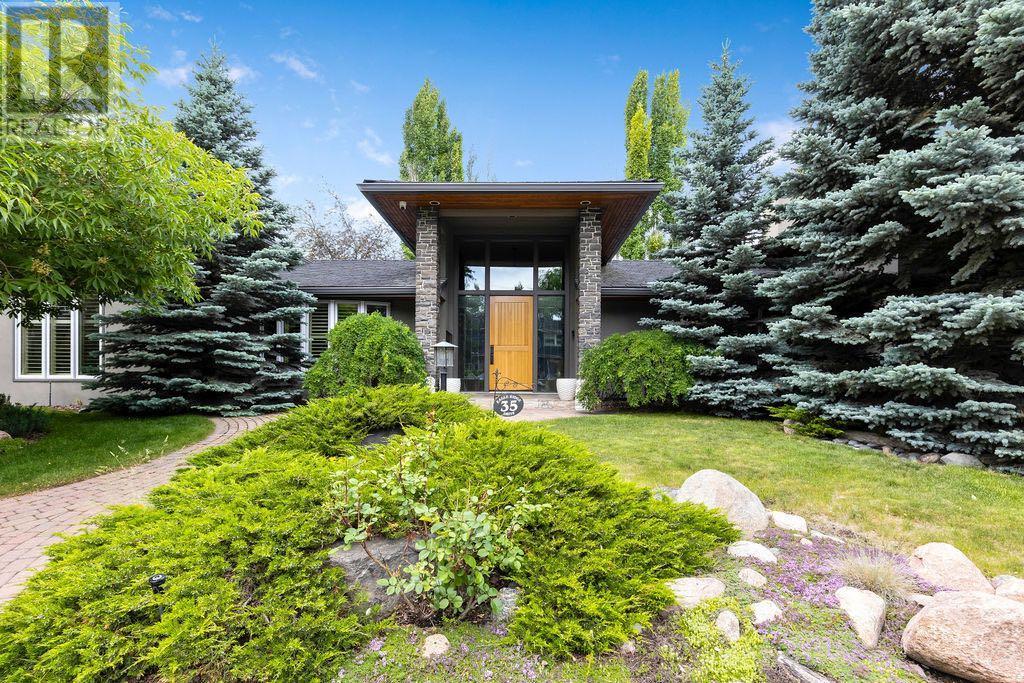 35 Eagle Ridge Drive SW