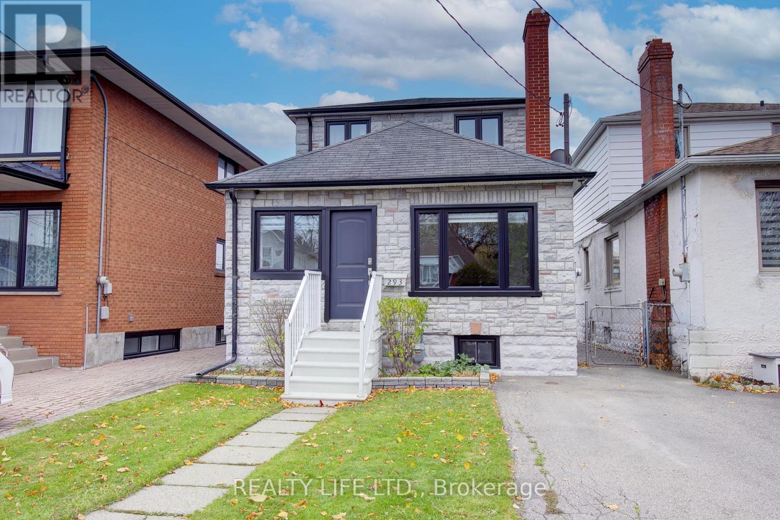 293 MELROSE STREET