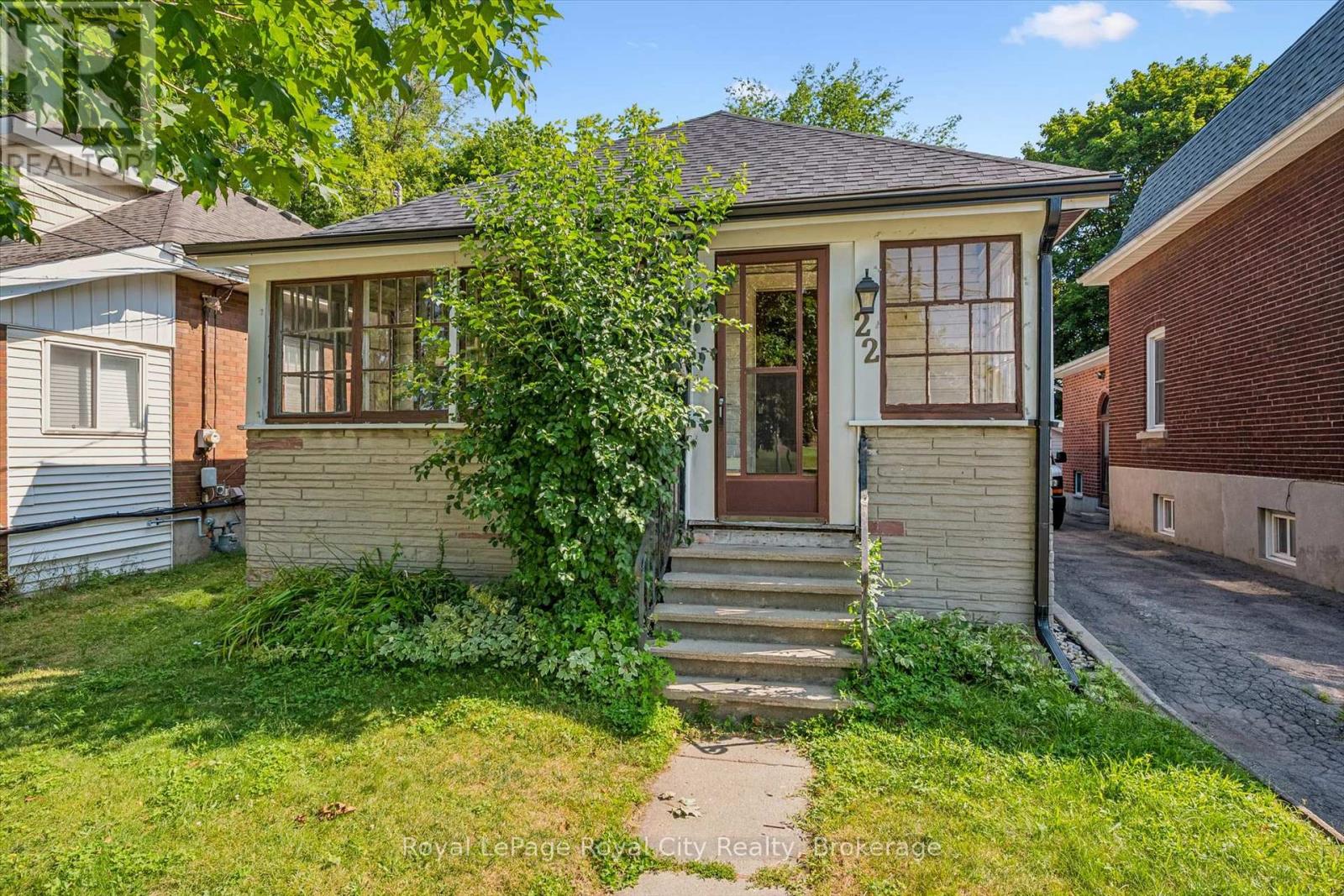 22 BOULT AVENUE