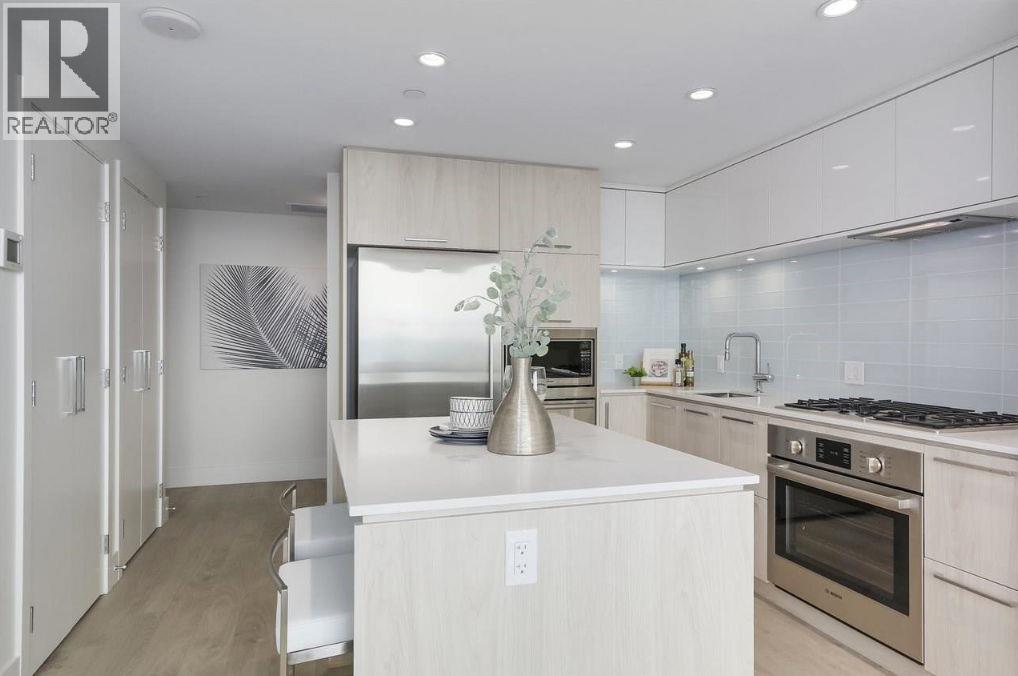 1804 680 SEYLYNN CRESCENT