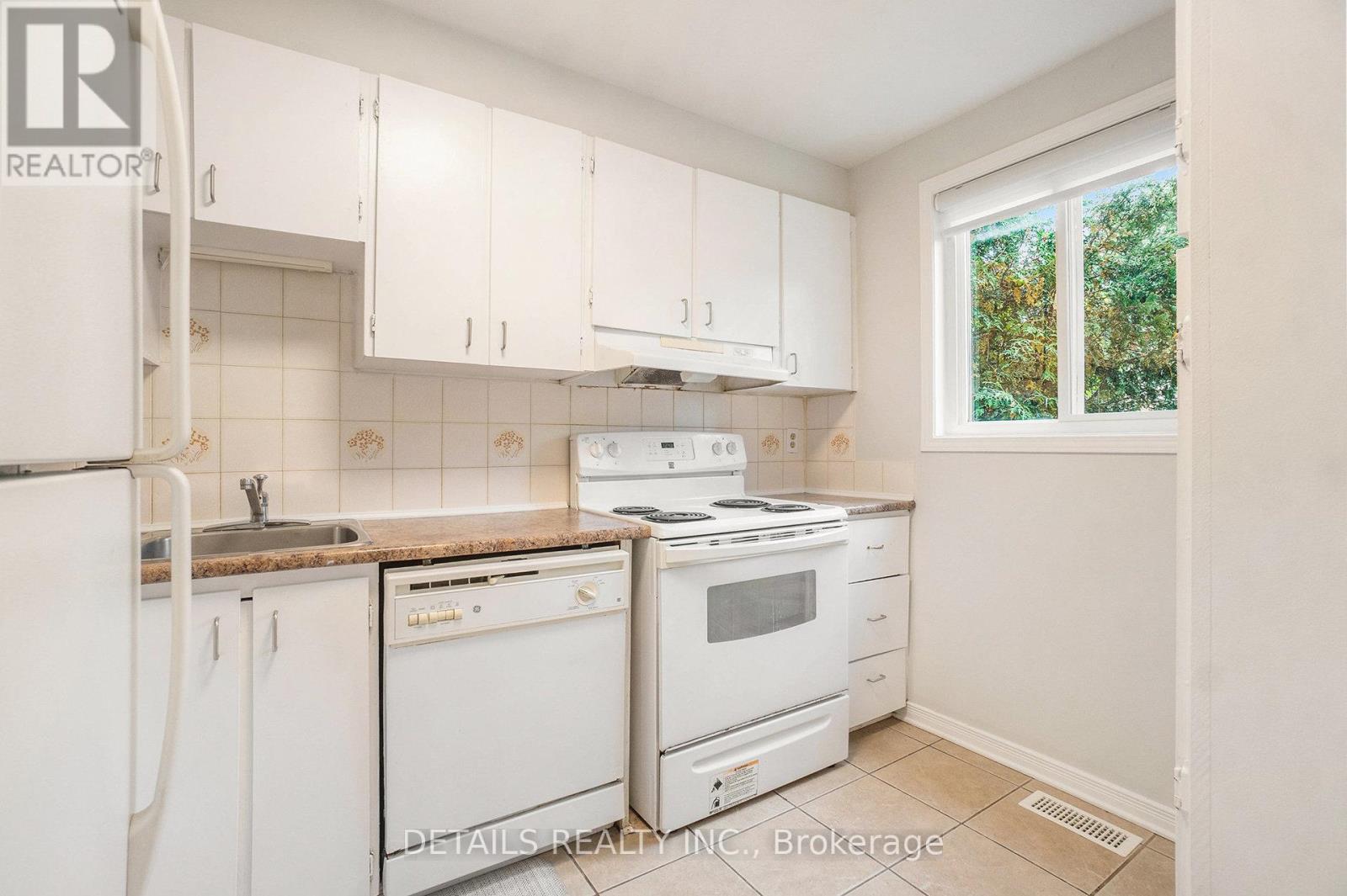 144D VALLEY STREAM DRIVE