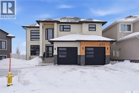 371 Fast COURT Saskatoon SK S7W0W8