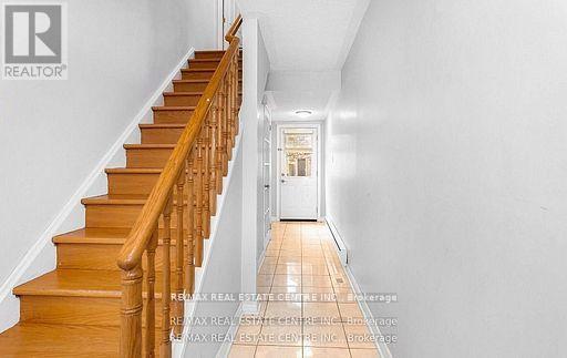 68 - 45 BRISTOL ROAD E