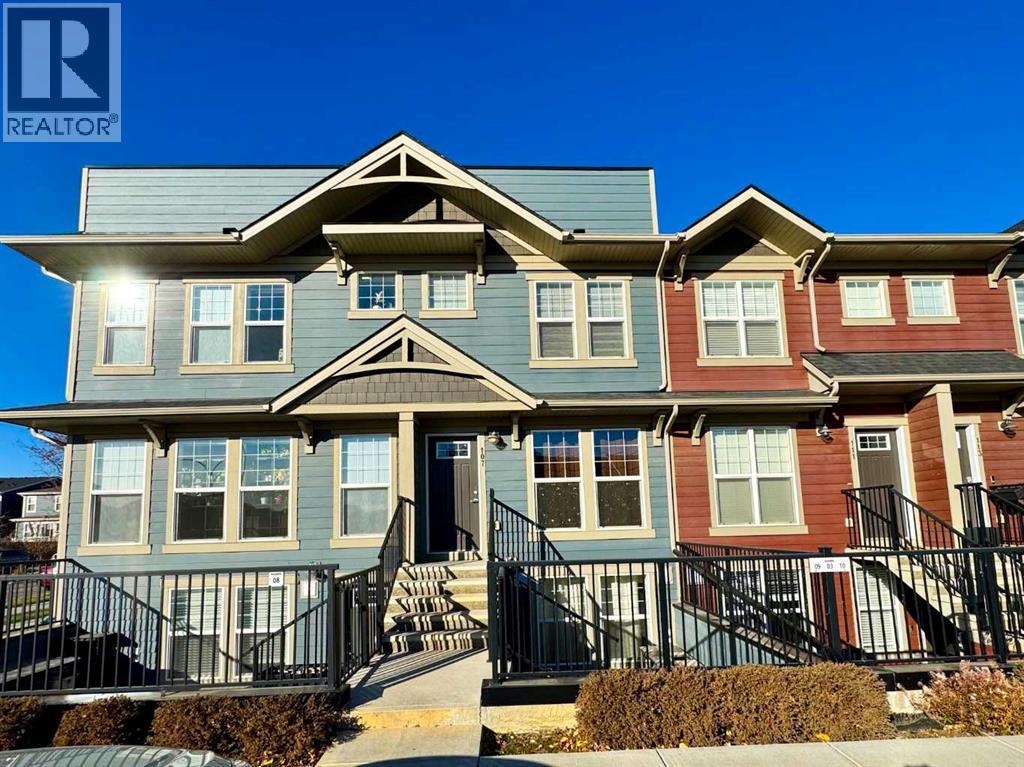 109 Cranbrook Square SE