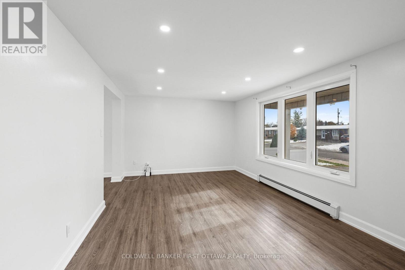 351 AMIENS STREET