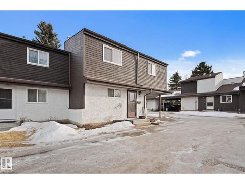 6063 35A AV NW Edmonton AB T6L1G7