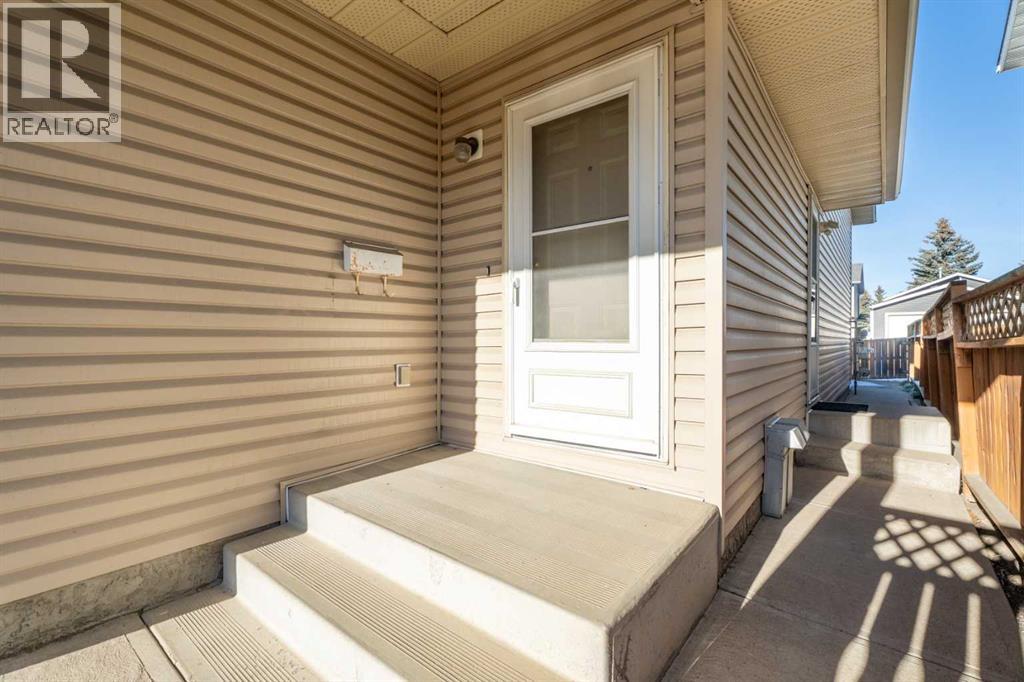 24 Martindale Boulevard NE