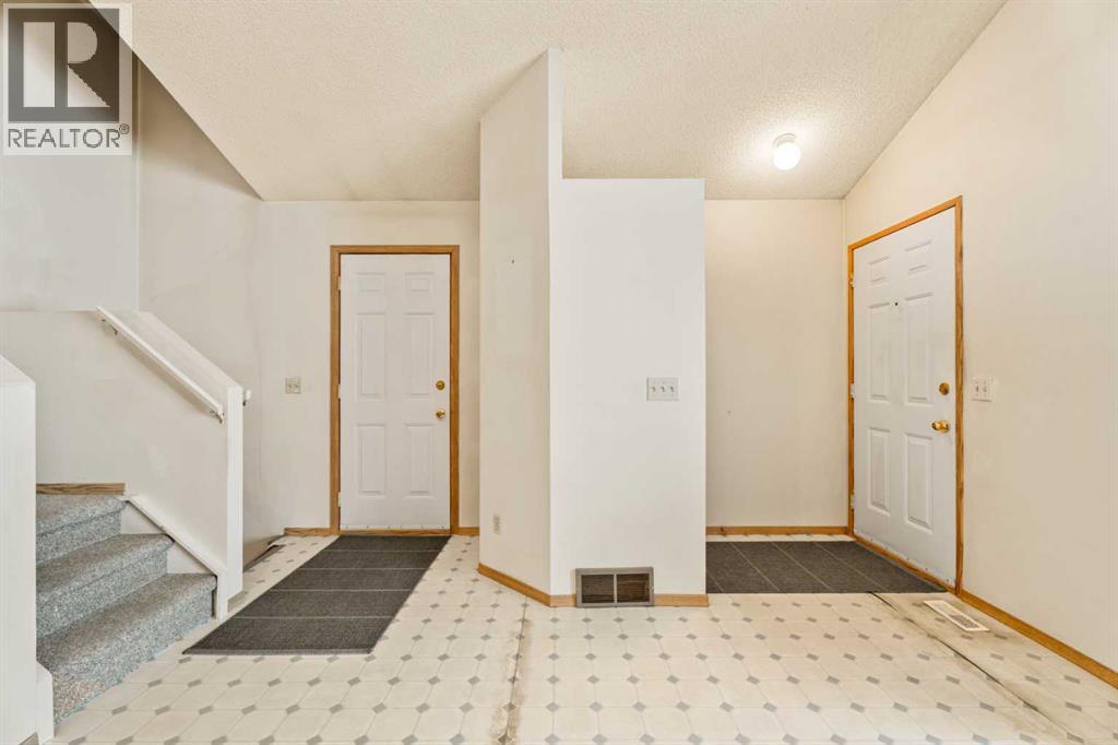 24 Martindale Boulevard NE