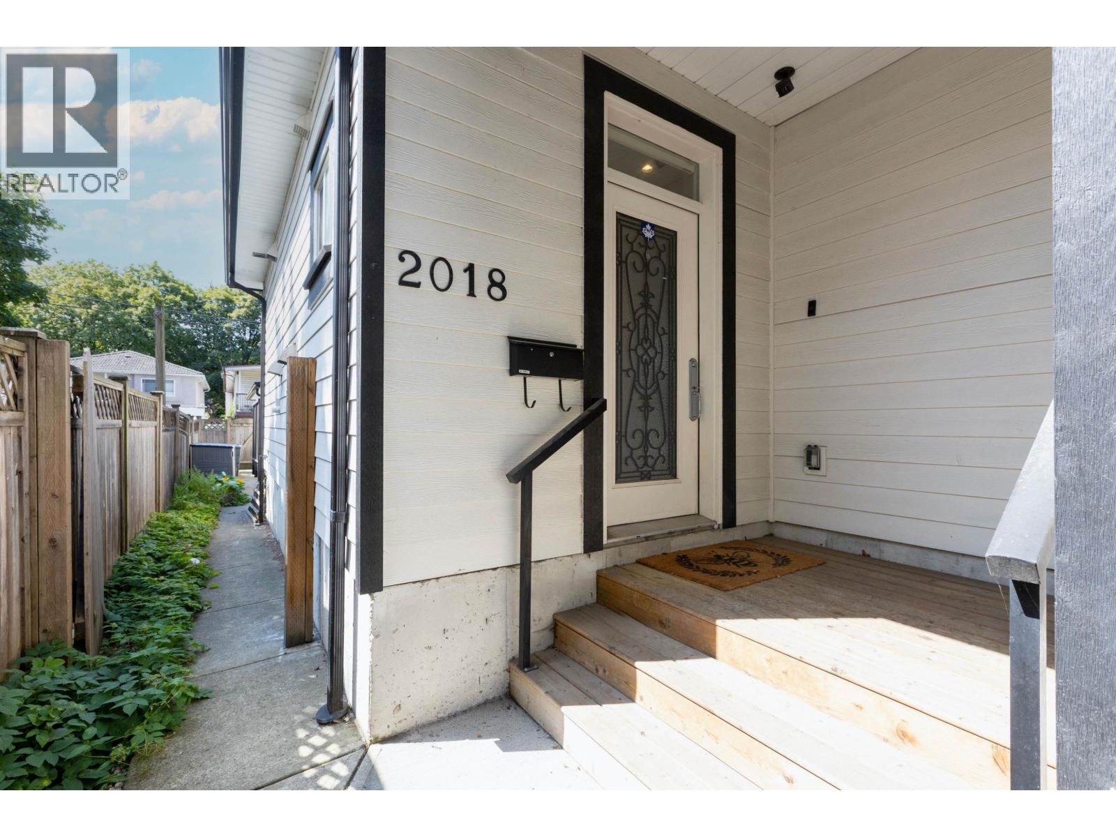 2018 E 12TH AVENUE