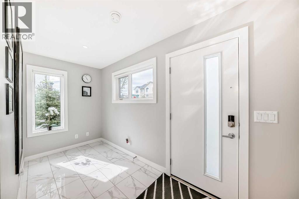 71 Skyview Ranch Avenue NE