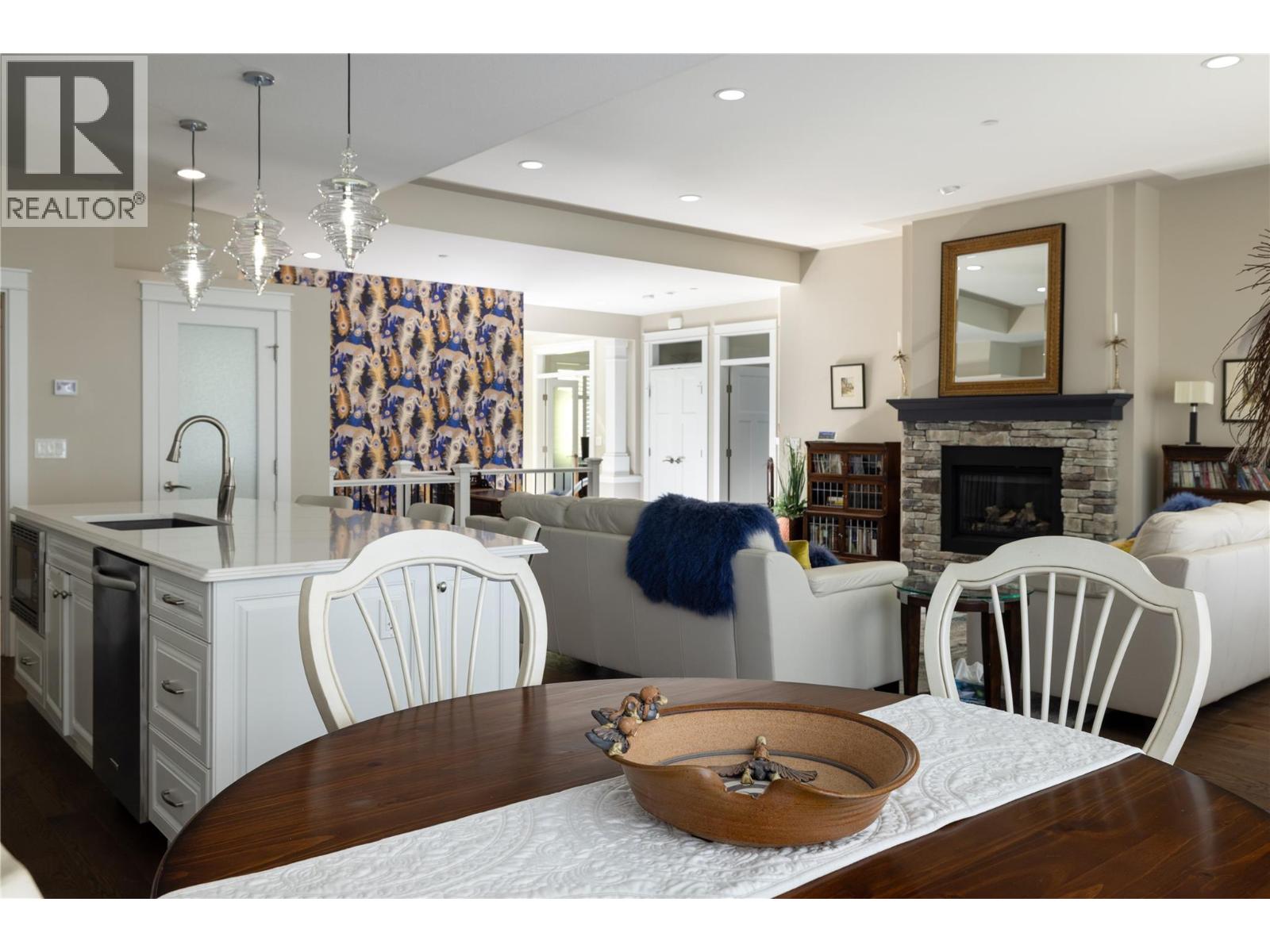 579 Longspoon Court